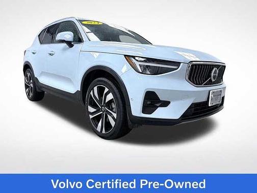 2024 Volvo XC40 Plus