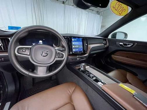 2022 Volvo XC60 