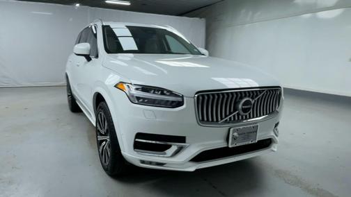 2024 Volvo XC90 B6 Plus Bright Theme