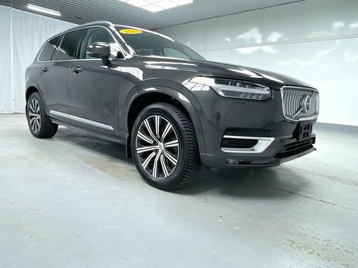 2023 Volvo XC90 B6 Plus 7-Seater