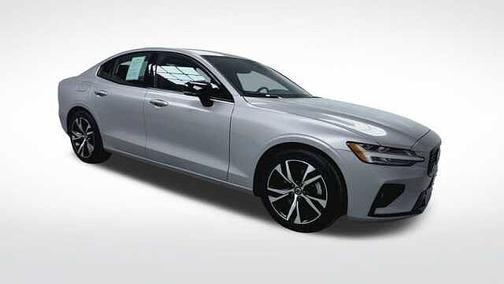 2025 Volvo S60 Core