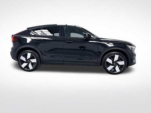 Onyx Black 2023 Volvo C40 Recharge Pure Electric Ultimate