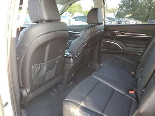 2025 Kia Telluride LX