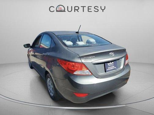 2012 Hyundai Accent GLS