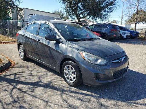 2012 Hyundai Accent GLS