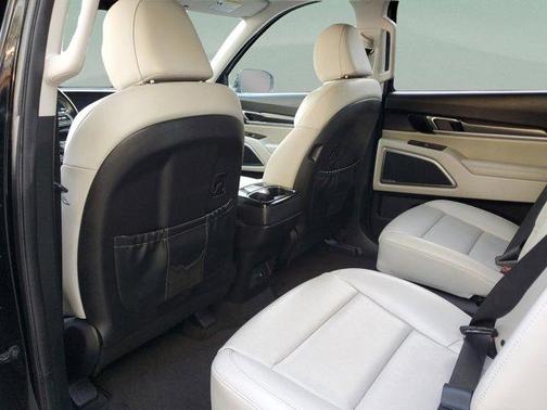 Ebony Black 2023 Kia Telluride S