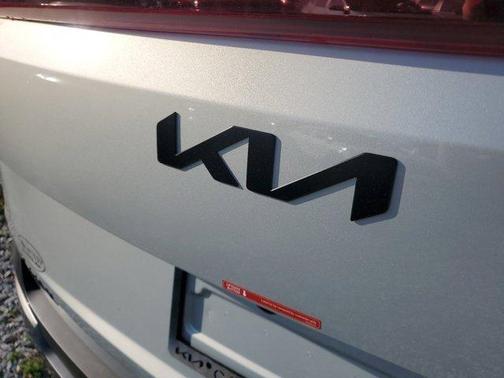 2025 Kia Carnival Hybrid SX