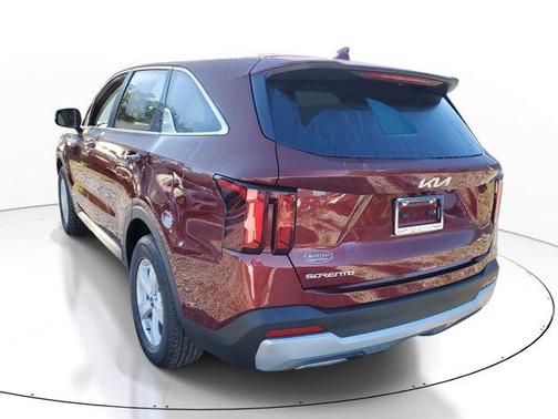 2025 Kia Sorento LX