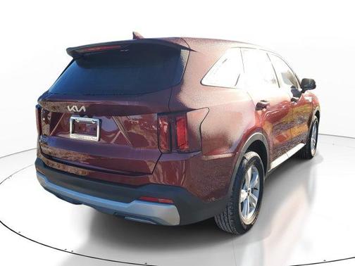 2025 Kia Sorento LX