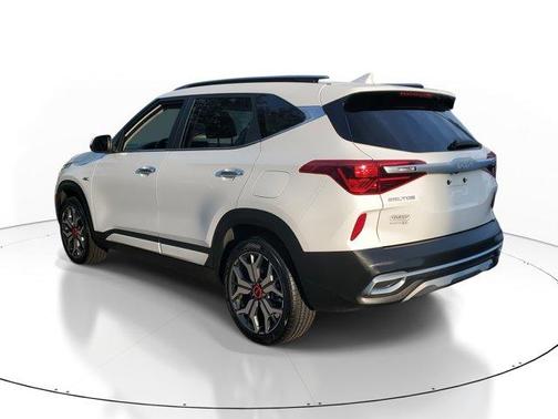 2022 Kia Seltos SX