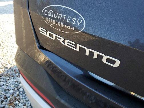 2025 Kia Sorento LX
