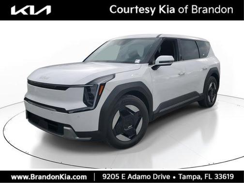 2026 Kia EV9 Light Long Range
