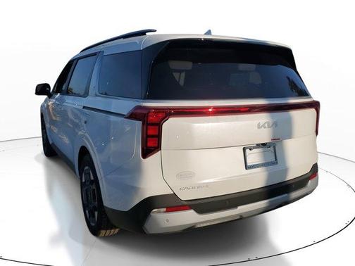 2025 Kia Carnival EX