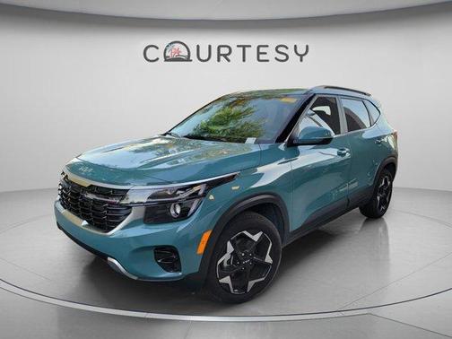 Blue 2025 Kia Seltos EX