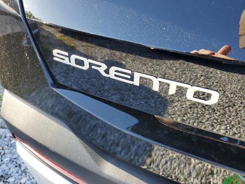 2025 Kia Sorento LX