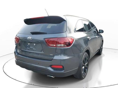 2019 Kia Sorento S