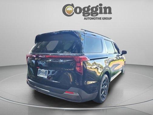 2026 Kia Carnival SX