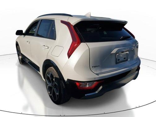 2025 Kia Niro EX Touring