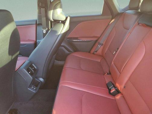 2025 Kia K4 GT-Line Turbo