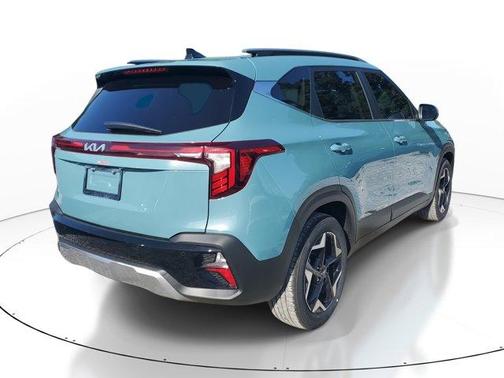 2025 Kia Seltos EX