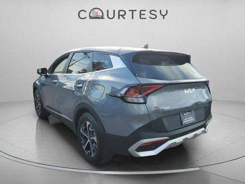 2025 Kia Sportage EX