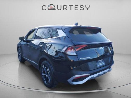2024 Kia Sportage EX