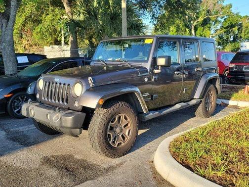Granite Crystal Clearcoat Metallic 2014 Jeep Wrangler Unlimited Sahara