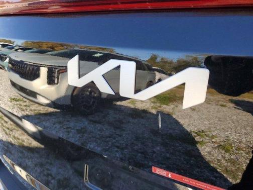2025 Kia Carnival Hybrid SX