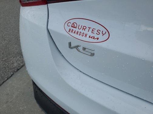 2023 Kia K5 LXS