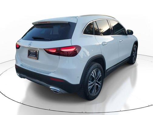 2025 Mercedes-Benz GLA 250 Base