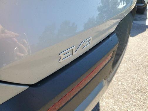 2026 Kia EV9 Light Long Range