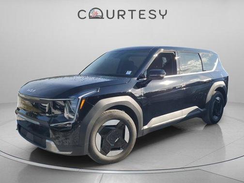 2026 Kia EV9 Light Short Range