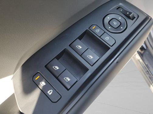 2026 Kia EV9 Light Short Range