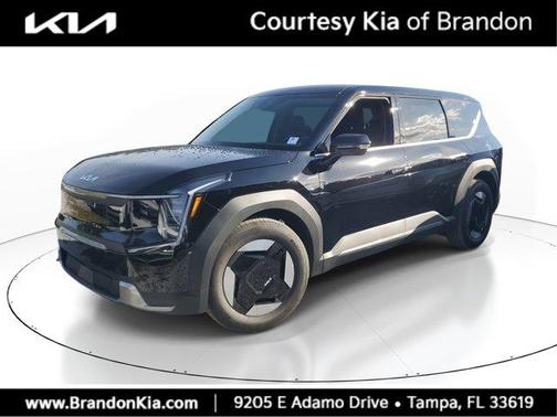 2026 Kia EV9 Light Short Range