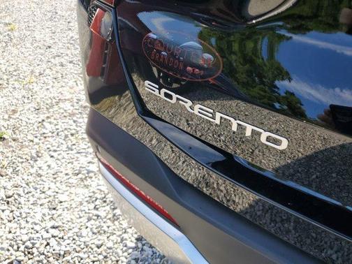 2025 Kia Sorento EX