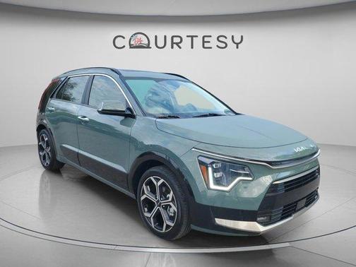 2024 Kia Niro SX Touring