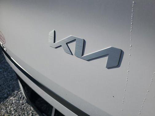 2025 Kia EV6 Wind
