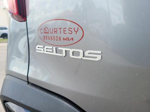 2025 Kia Seltos EX