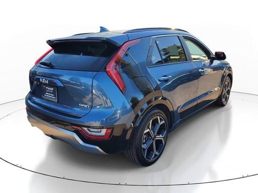 2023 Kia Niro Plug-In Hybrid SX Touring