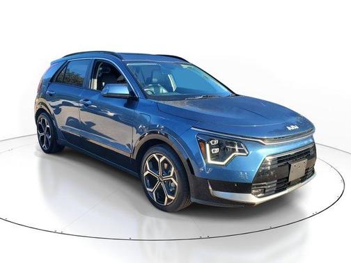 2023 Kia Niro Plug-In Hybrid SX Touring