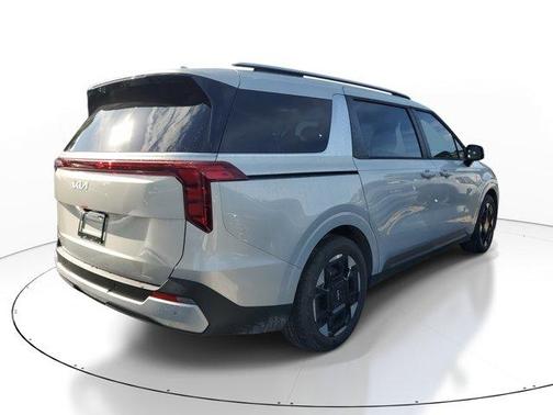 2025 Kia Carnival EX