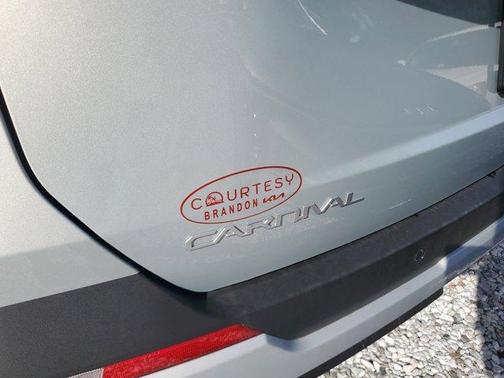 2025 Kia Carnival EX