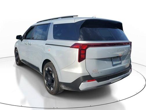 2025 Kia Carnival EX