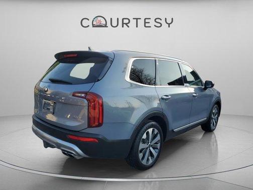 2020 Kia Telluride S