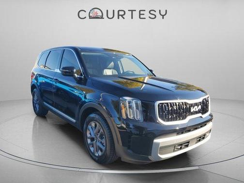 2023 Kia Telluride LX