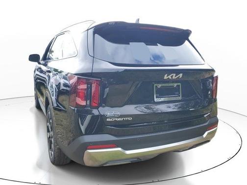2025 Kia Sorento EX