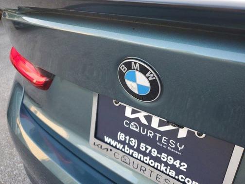 2021 BMW 330 i