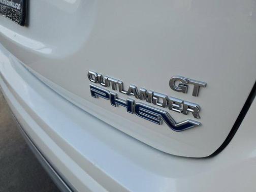 2019 Mitsubishi Outlander PHEV GT