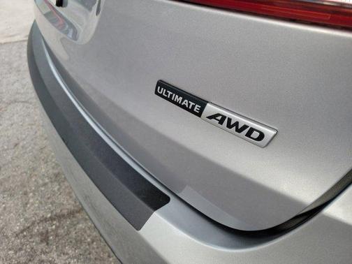 Iron Frost 2017 Hyundai SANTA FE SE Ultimate