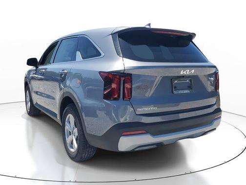 2025 Kia Sorento LX
